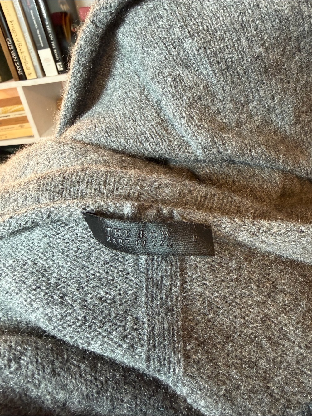 The Row Gray Cashmere Blend Knit Sweater - Picture 4 of 5
